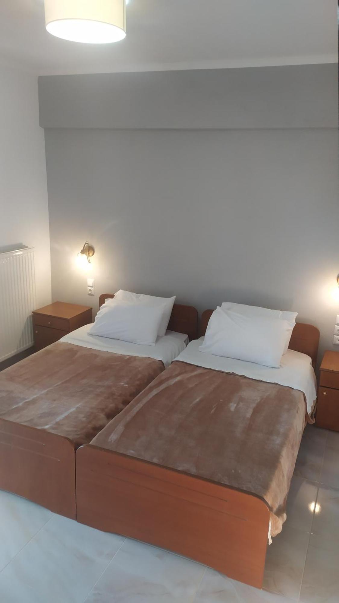 Smallhotel - Vevi 外观 照片